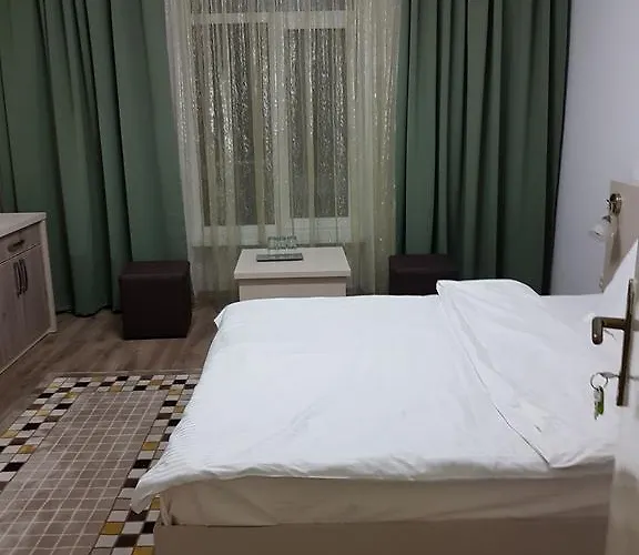 Lorena Old Town Bükreş